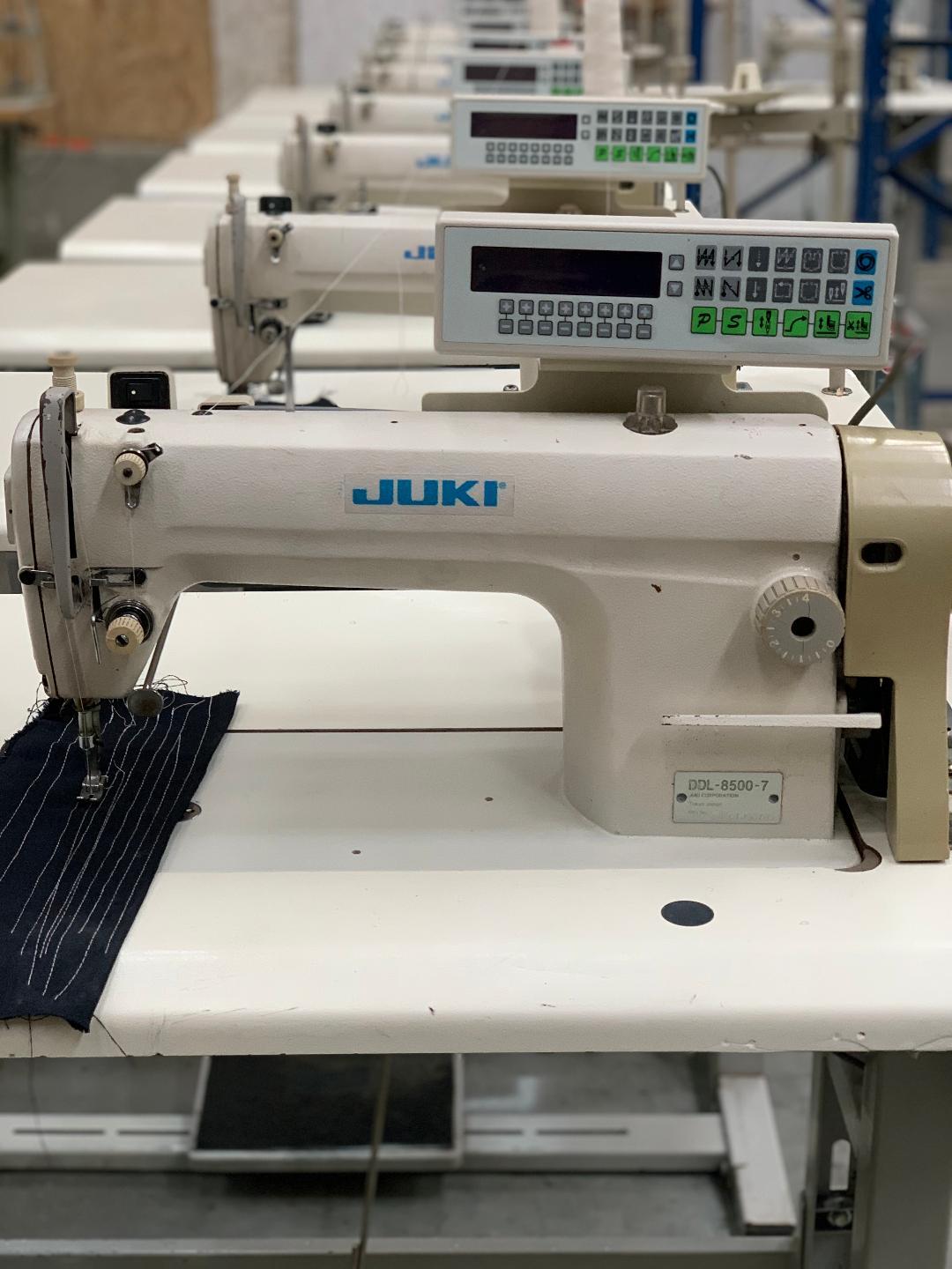 Mașina de cusut liniara full automata JUKI DDL85007