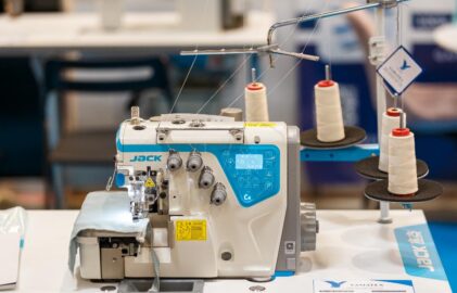Masini de cusut industriale