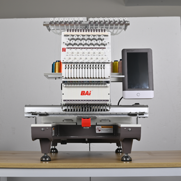 Masina de brodat Bai Mirror 1501 cu 15 culori