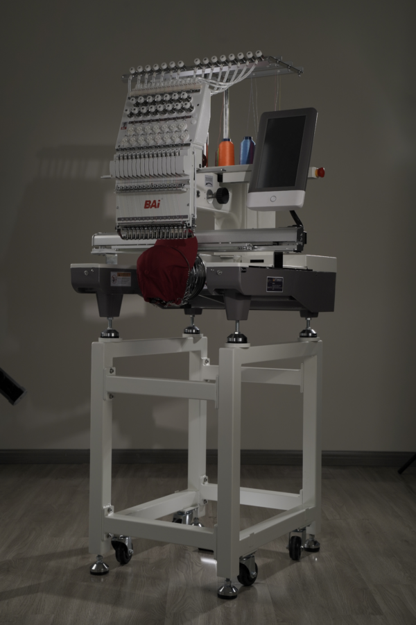 Masina de brodat Bai Mirror 1501 cu 15 culori